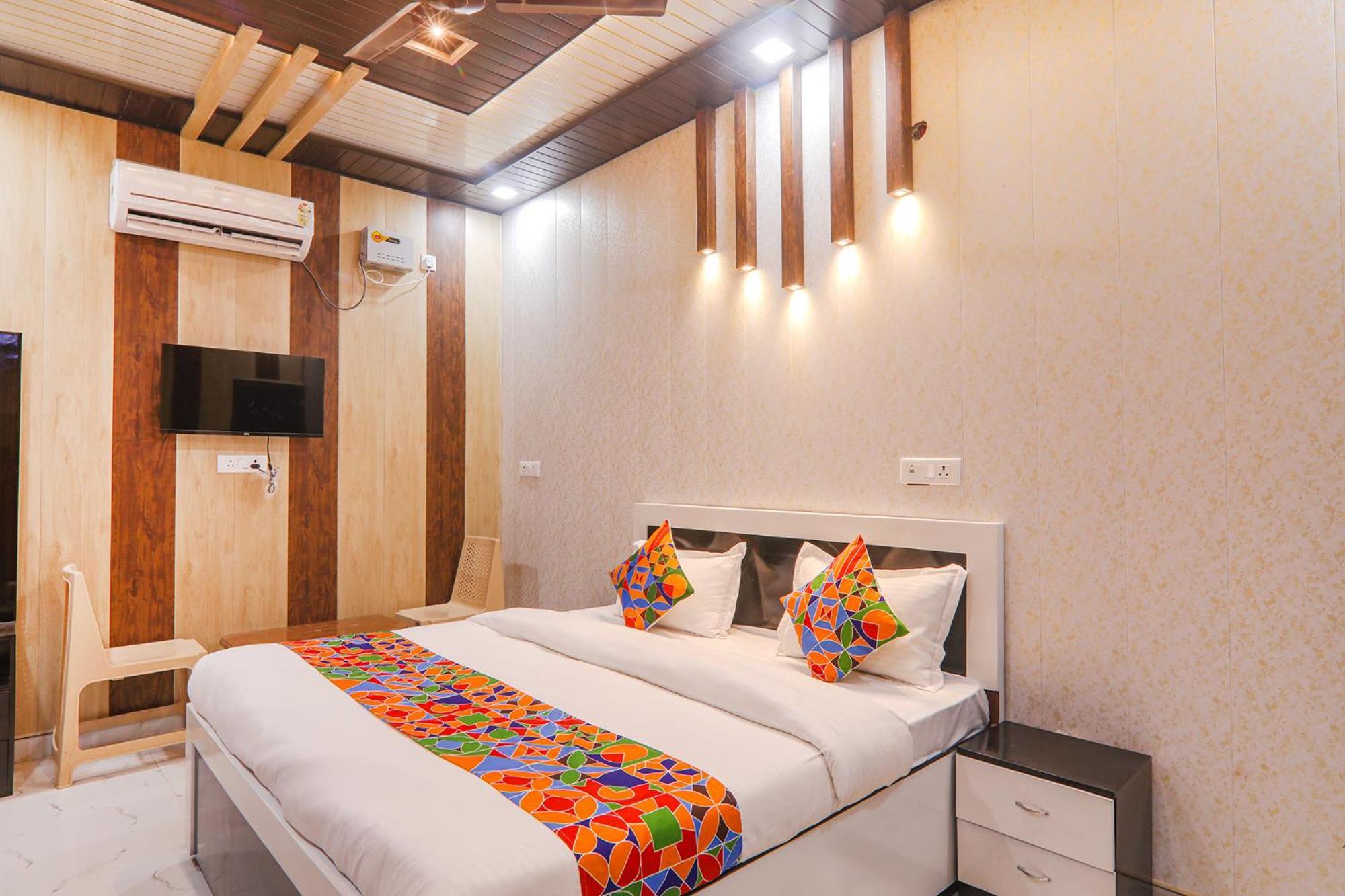 Fabhotel Uma Yugul Ayodhya Dış mekan fotoğraf