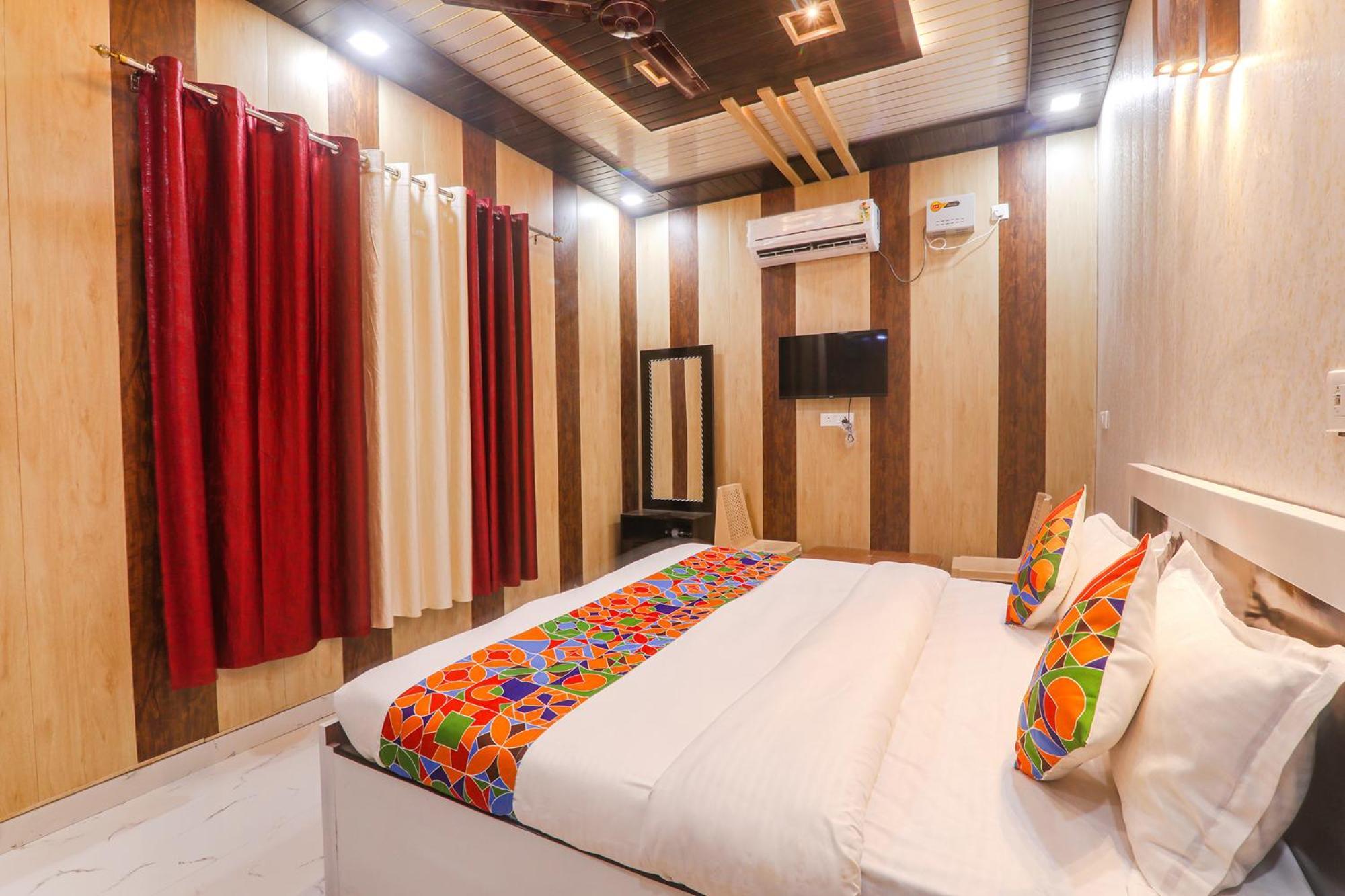 Fabhotel Uma Yugul Ayodhya Dış mekan fotoğraf