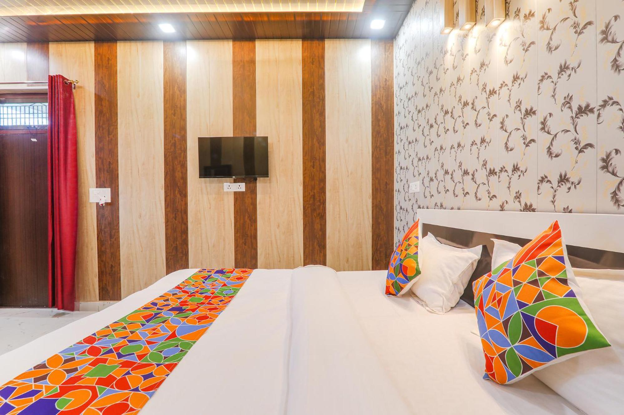 Fabhotel Uma Yugul Ayodhya Dış mekan fotoğraf