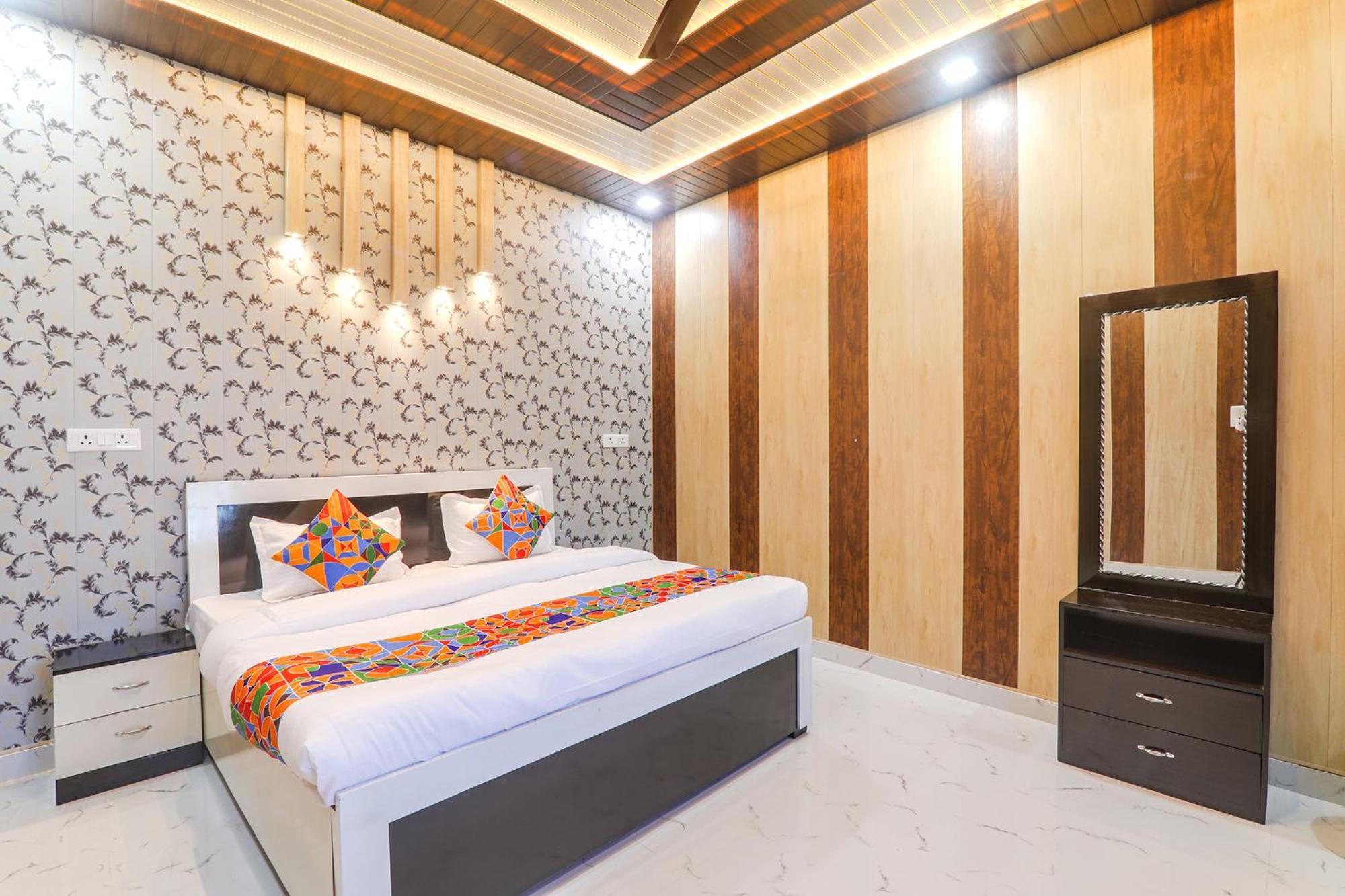 Fabhotel Uma Yugul Ayodhya Dış mekan fotoğraf